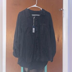 NWT universal thread tencel button up shirt